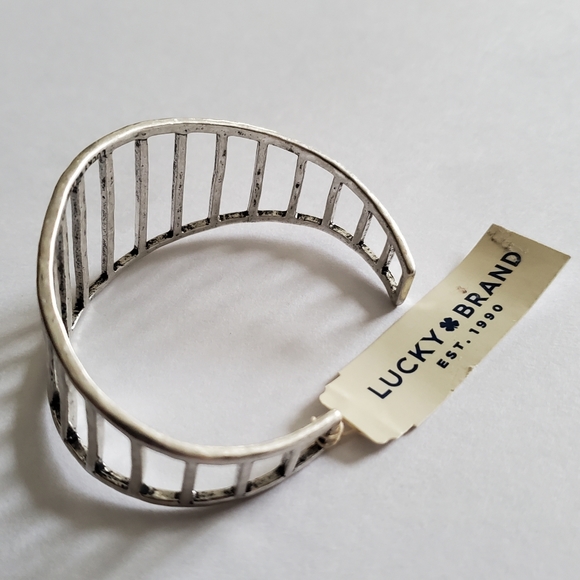 Cuff Bracelet - Picture 2 of 4